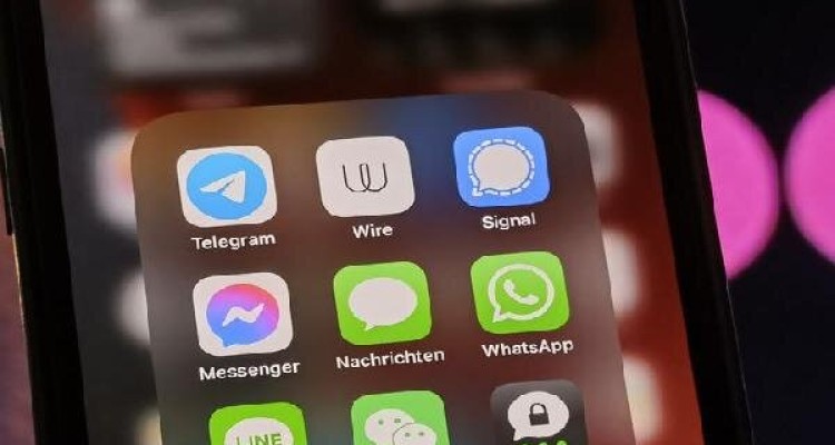 گستاخی واتس اپ موجب محبوبیت سیگنال شد