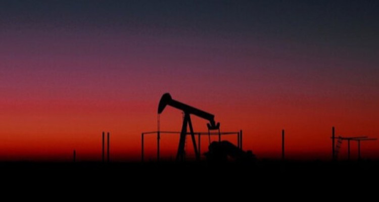 قیمت نفت خام سقوط کرد