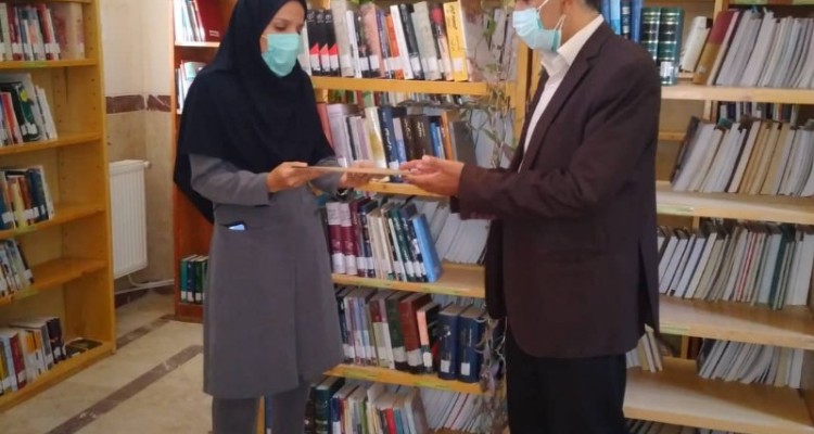 تجلیل از فعال حوزه باشگاه کتابخوانی شهرستان صحنه انجام شد