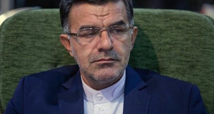 با قهر کردن هیچ مشکلی حل نمی‌شود