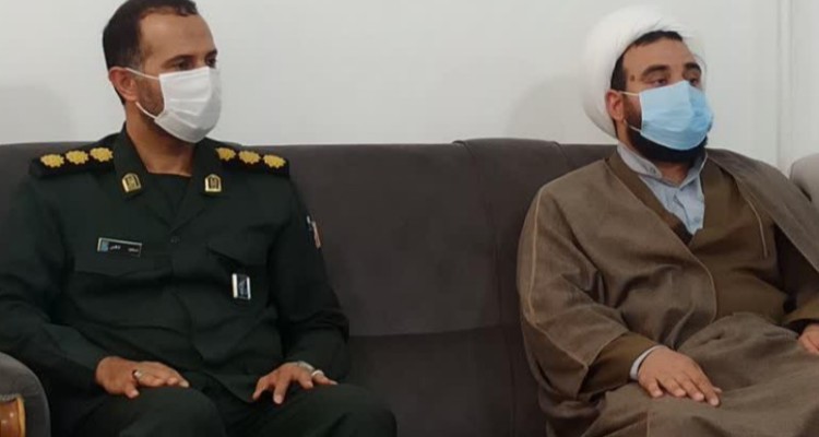 سخنان امام جمعه شهرستان صحنه در دیدار با خانواده شهدا