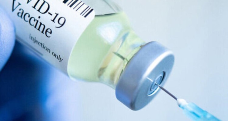 روزانه 1000 نفر در صحنه علیه بیماری کرونا واکسینه می شوند