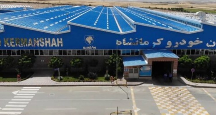 تولیدات ایران خودرو واقع در شهرستان صحنه ۲۳ درصد افزایش یافته است