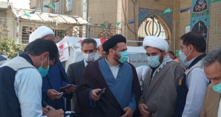 برپایی میز خدمت ادارات صحنه به مناسبت گرامیداشت هفته دفاع مقدس