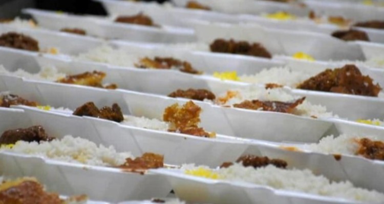 پخت و توزیع 5 هزار غذای گرم به مناسبت اربعین حسینی(ع) در شهرستان صحنه