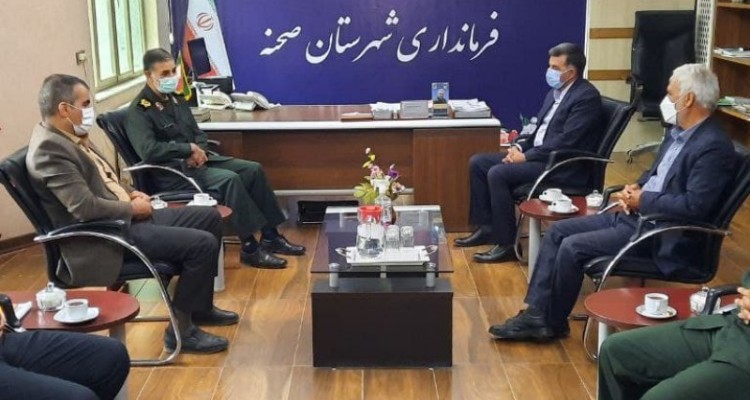 مزارهاي شهدا در مناطق مختلف، نماد ايثار و از خودگذشتگي است