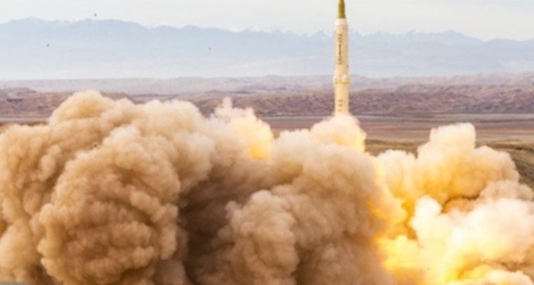 مرحله نهایی رزمایش پیامبر اعظم ۱۷ / از هشدار فرمانده کل سپاه به صهیونیست‌ها تا موشک‌باران اهداف