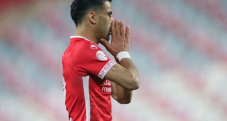 انتظاری: آل کثیر در صحنه پنالتی مقابل ذوب آهن احساسی برخورد کرد/ او باید به خودش بیاید