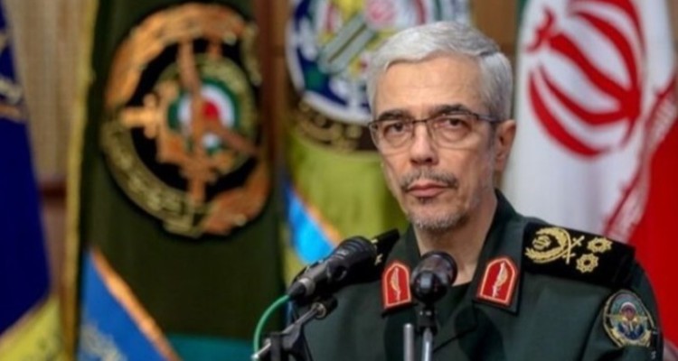 سرلشکر باقری: واقعیت دفاع مقدس بدون تحریف ارائه شود/ لزوم حضور مؤثر در فضای مجازی