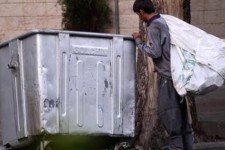 اثری از دو نوجوان زباله گرد در منطقه 8 تهران نیست/در صورت احراز تخلف با پیمانکار برخورد قاطع می شود