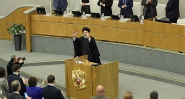 رییس جمهور در مسکو/ از تاکید پوتین بر توسعه روابط با ایران تا تشویق رییسی در دومای روسیه