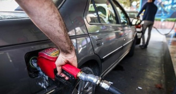 بررسی روند سالیانه تولید و مصرف بنزین/ احتمال افزایش مصرف بنزین به 120 میلیون لیتر در عید 1401