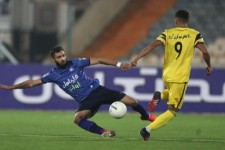 آقا فرهاد برای جدایی ام از استقلال کمک کند/ باید به اهواز برگردم