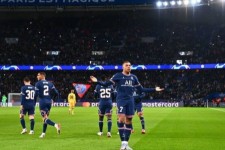 طوفان سیتیزن ها در شب برد دیرهنگام پاریس