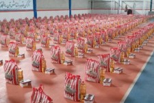 توزیع هزار بسته معیشتی بین نیازمندان شهرستان صحنه توسط سپاه ناحیه صحنه