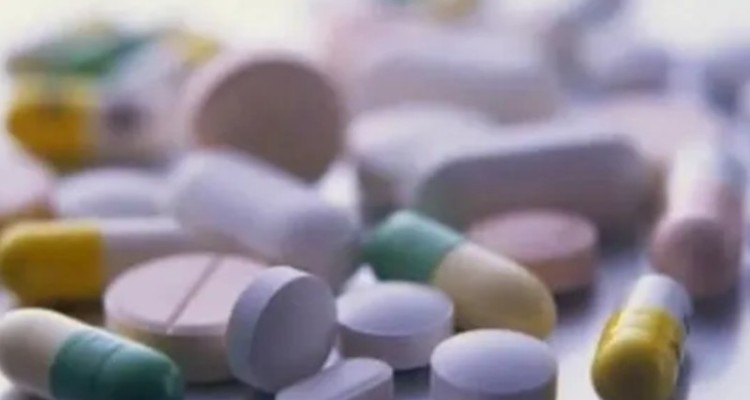 صنعت داروسازی شهرستان سنقر نیازمند حمایت‌های مالی