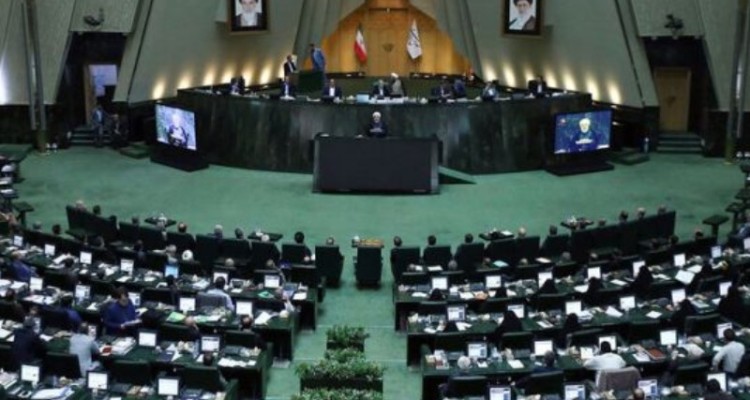 کوچ پی در پی از بهارستان به پاستور!