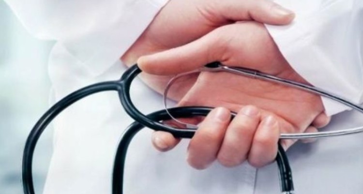 به‌خطرافتادن جان مردم دالاهو با کمبود پزشک