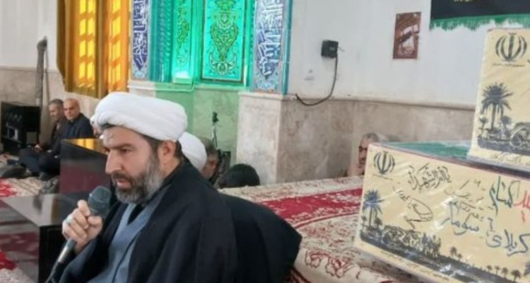 عدم تحلیل سیاسی موجب گمراهی افراد می‌شود