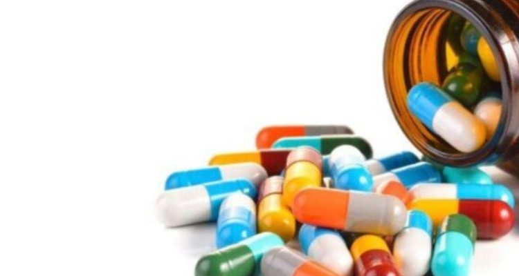 مصرف آنتی‌بیوتیک برای درمان آنفلوآنزا بی‌فایده است