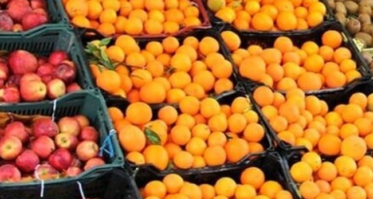 ذخیره‌سازی ۸۵۰ تن میوه عید برای کرمانشاه