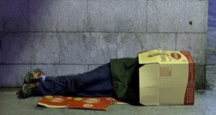 تلاش می‌کنیم هیچ بی‌خانمانی در سرما نماند