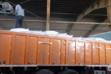 میزان 130 تن کود کشاورزی دی آمونیوم فسفات در صحنه توزیع شد