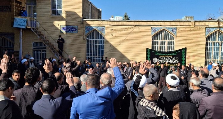 مراسم عزاداری شهادت حضرت زهرا(س) در صحنه