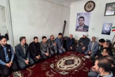 دیدار با خانواده شهدا