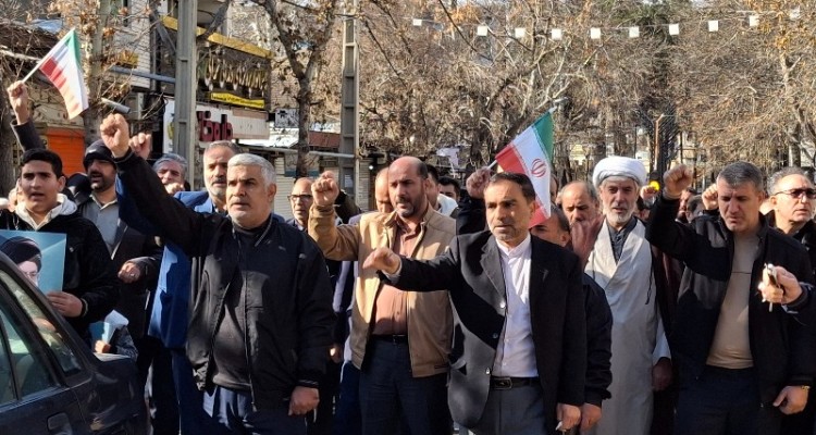 راهپیمایی نمازگزاران صحنه ای در محکومیت حوادث تروریستی آمریکایی، صهیونیستی