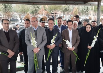 ادای احترام استاندار کرمانشاه به شهدای شهر صحنه   