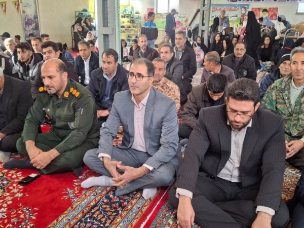 برگزاری جشن انقلاب در روستای محمودآباد