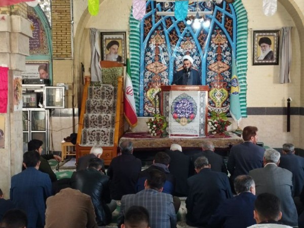 ملت ایران با ایستادگی، توطئه‌های سه‌گانه دشمن را ناکام گذاشت