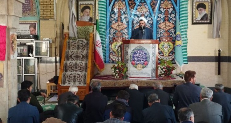 ملت ایران با ایستادگی، توطئه‌های سه‌گانه دشمن را ناکام گذاشت