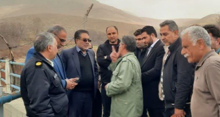  بازدید میدانی فرماندار از شبکه آبیاری سد جامیشان / تأکید بر تسریع در رفع مشکلات ۱۹ روستای حوزه آبریز