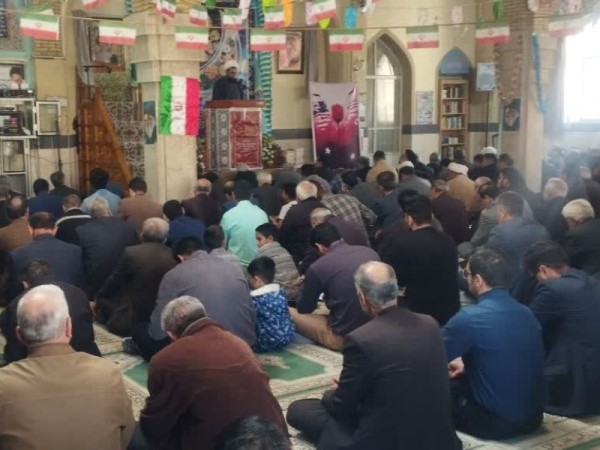 بصیرت مردم سد توطئه‌های دشمنان انقلاب است