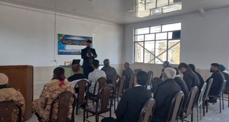 کارگاه پرورش زنبور عسل در صحنه بخش دینور(میان‌راهان)