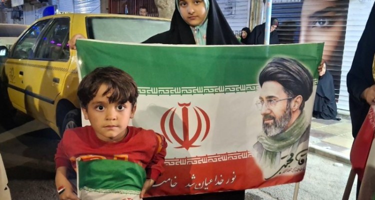 موج هشتاد و یکم اجتماع مردمی شهرستان صحنه