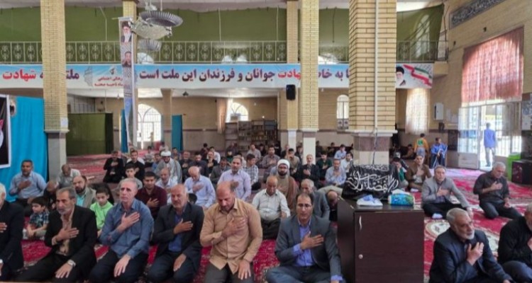 مراسم مدیحه‌سرایی عید سعید غدیر خم و سالگرد ارتحال حضرت امام خمینی (ره) در صحنه