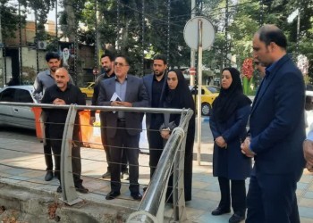 بازدید میدانی فرماندار صحنه از طرح اصلاح شبکه فاضلاب شهری و ساماندهی رودخانه دربند   