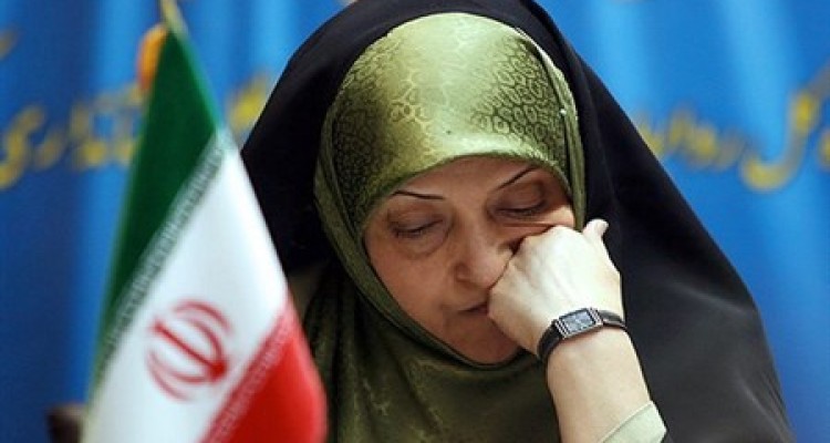 کارنامه سیاه معاون سبزپوش رئیس جمهور/فرافکنی‌های "ابتکار" همچنان ادامه دارد