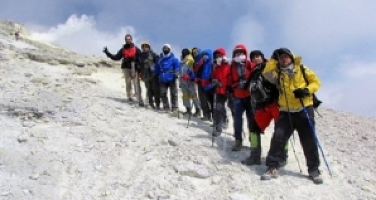 کرمانشاه میزبان همایش سراسری مهارت‌ های کوهنوردی شد