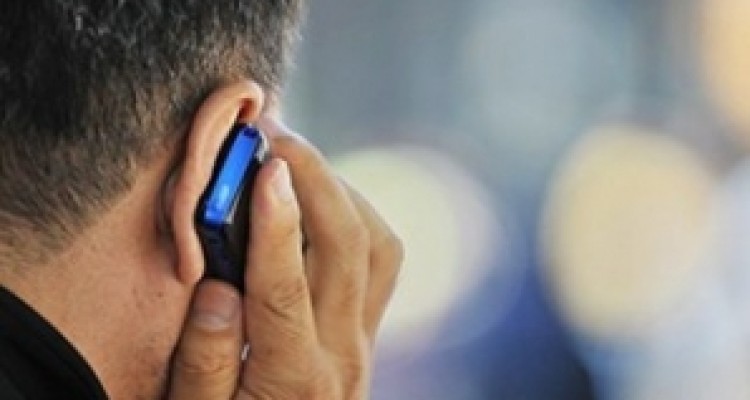 از آلزایمر و پارکینسون تا تهدید کانون خانواده ها/ وقتی همراه های همیشگی خنجر به سلامتی می زنند