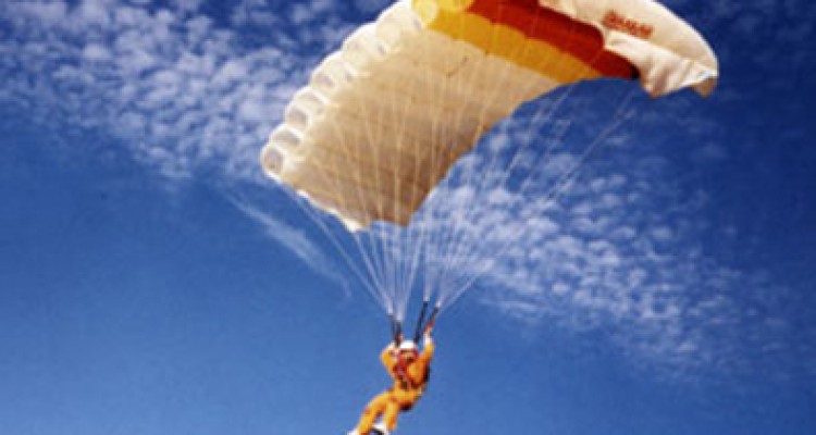 	رقابتهای پاراگلایدر قهرمانی کشور در کرمانشاه به کار خود پایان داد 