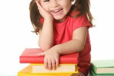  چگونه کودکمان را کتاب خوان کنیم؟ 