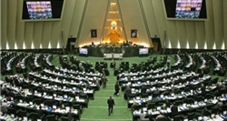 بیانیه نمایندگان مجلس برای از سرگیری آزمایش‌های موشکی