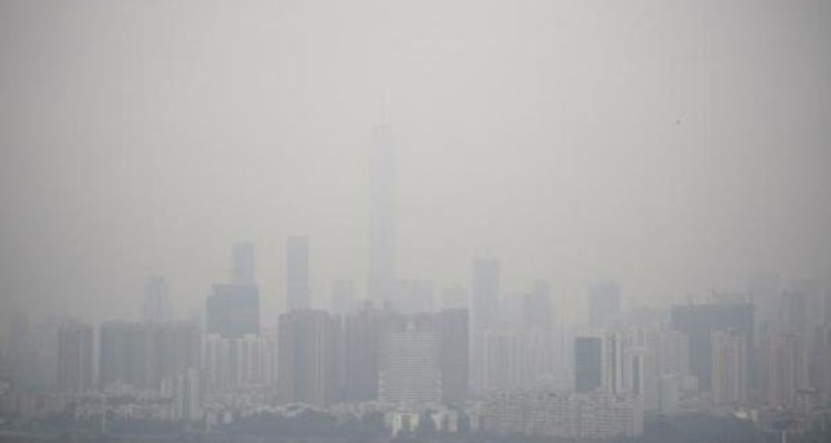 هجوم ریزگردهابه آسمان کرمانشاه/ هوای استان دروضعیت اضطرارقرارگرفت