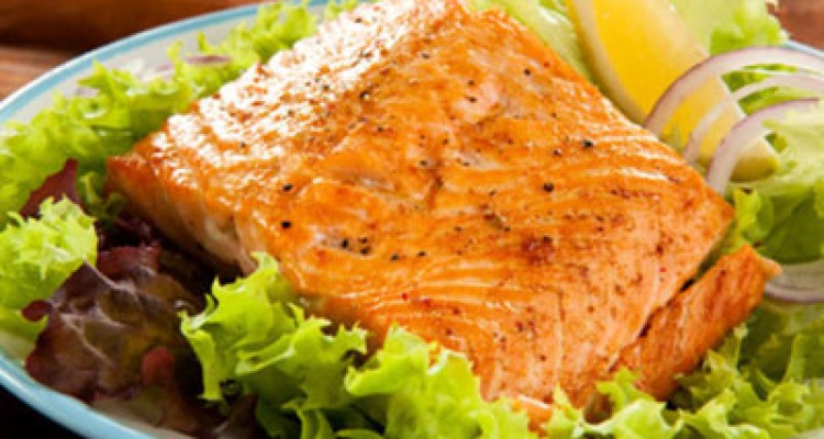  طرز تهیه ماهی قزل‌ آلا کبابی با فسفر اضافه! 