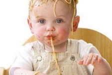  چطور می‌توانید با چاقی مفرط در کودکان مبارزه کنید؟ 