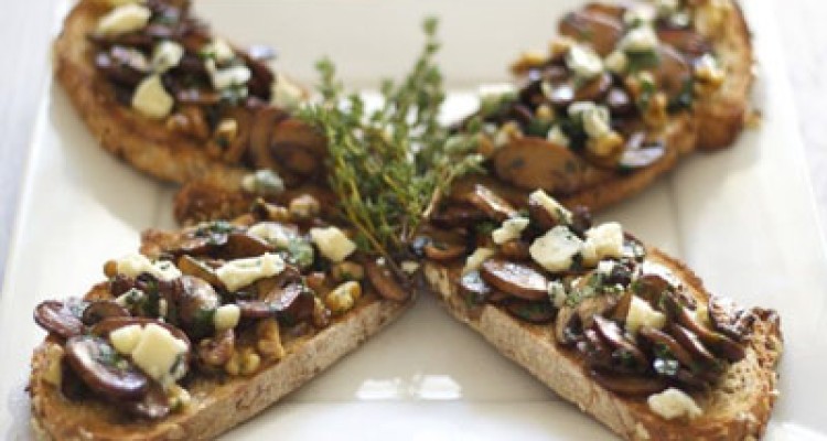  اسنک قارچ و جعفری یک غذای سریع و خوشمزه 